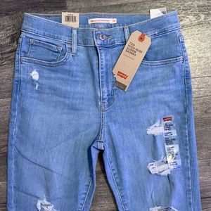 720 High-Rise Super Skinny Levi’s Jeans